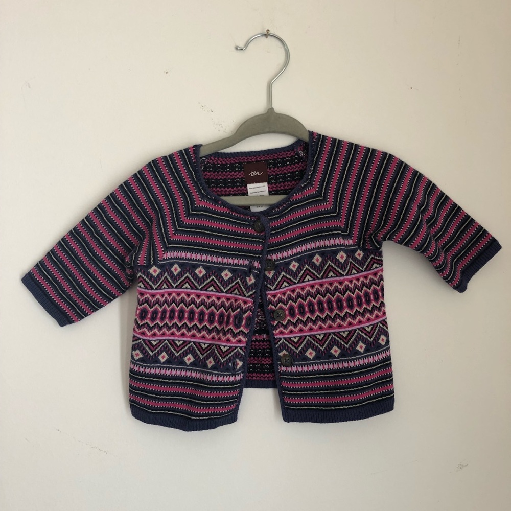 Adorable Tea Collection brand sweater